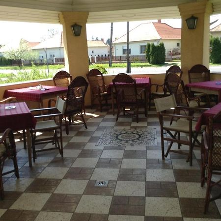 Főnix Fogadó Lenti Exterior foto